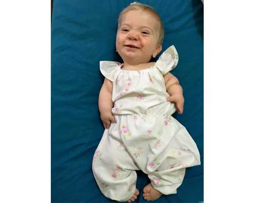 20岁就站上“维密”舞台的她,原来是同性家庭出生的试管婴儿